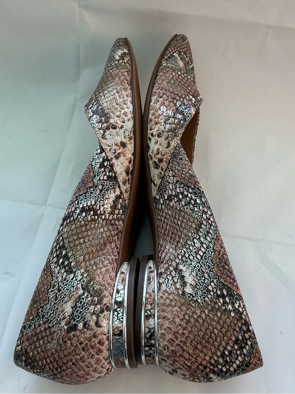 Naturalizer Havana Leather Pointed Toe Pointed Toe Flats in Brown Snake Print